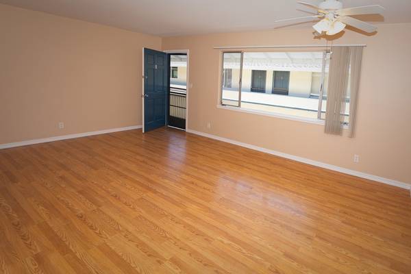 1646 Latham St. #8